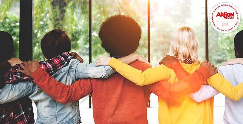 Spenden & Schenken: PHOENIX MEDIA unterstützt soziale Projekte der Aktion Mensch